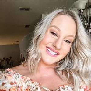 Meet your Posher, Brittani